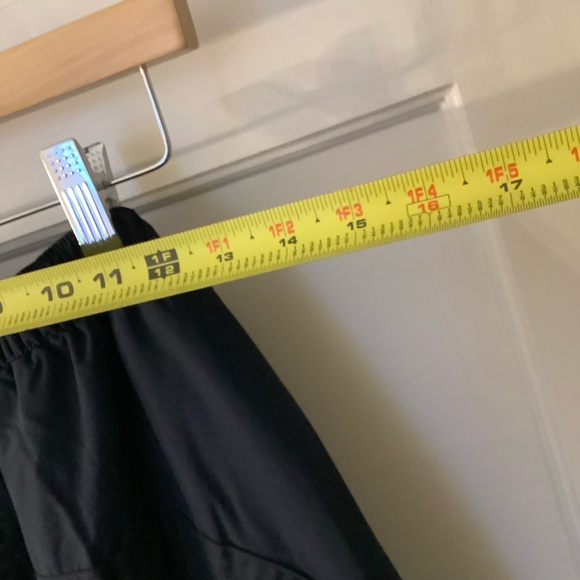 Lands End DKNavy Kid Ski Pants. Like New. Free black under layer thermal incl. - Picture 7 of 12